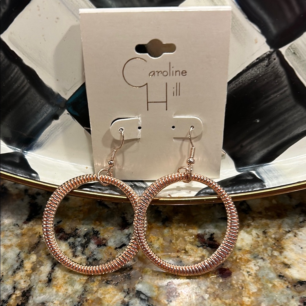 Copper colored french wire with hoops earrings. Lightweight. Nev worn.